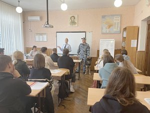 В Севастополе полицейские продолжают проводить мероприятия в рамках акции «Дети России-2022»