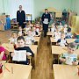 Сотрудники Госавтоинспекции Севастополя провели игротренинг по Правилам дорожного движения для воспитанников детского сада