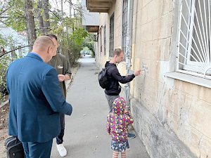 Севастопольские полицейские продолжают антинаркотическую акцию «Закрась опасность!»