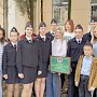 В Севастополе кадеты органов внутренних дел участвовали в высадке аллеи можжевельников в честь 125-летнего юбилея школы