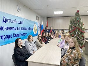 Госавтоинспекция вместе с детским омбудсменом Севастополя продолжают сотрудничество в сфере повышения безопасности детей на дорогах города