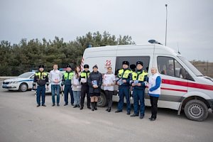 В Севастополе сотрудники Госавтоинспекции совместно с медицинскими работниками провели профилактическое мероприятие «Здоровый водитель»